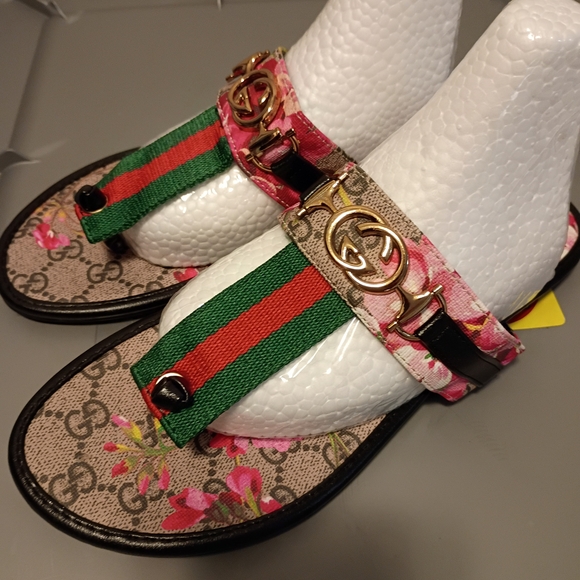 Gucci Floral Slide Sandals with Logo - Picture 4 of 4